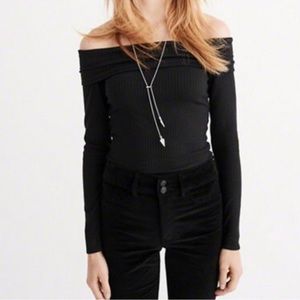 Abercrombie & Fitch Sweater/Shirt